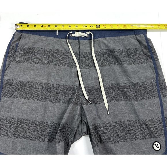 Vuori Mens Size 38 Cruise Board Shorts Performance 4 Way Stretch Gray Stripe - Picture 12 of 16